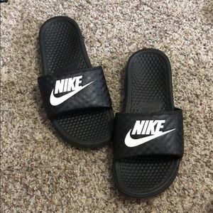 Black & White NIKE Slides